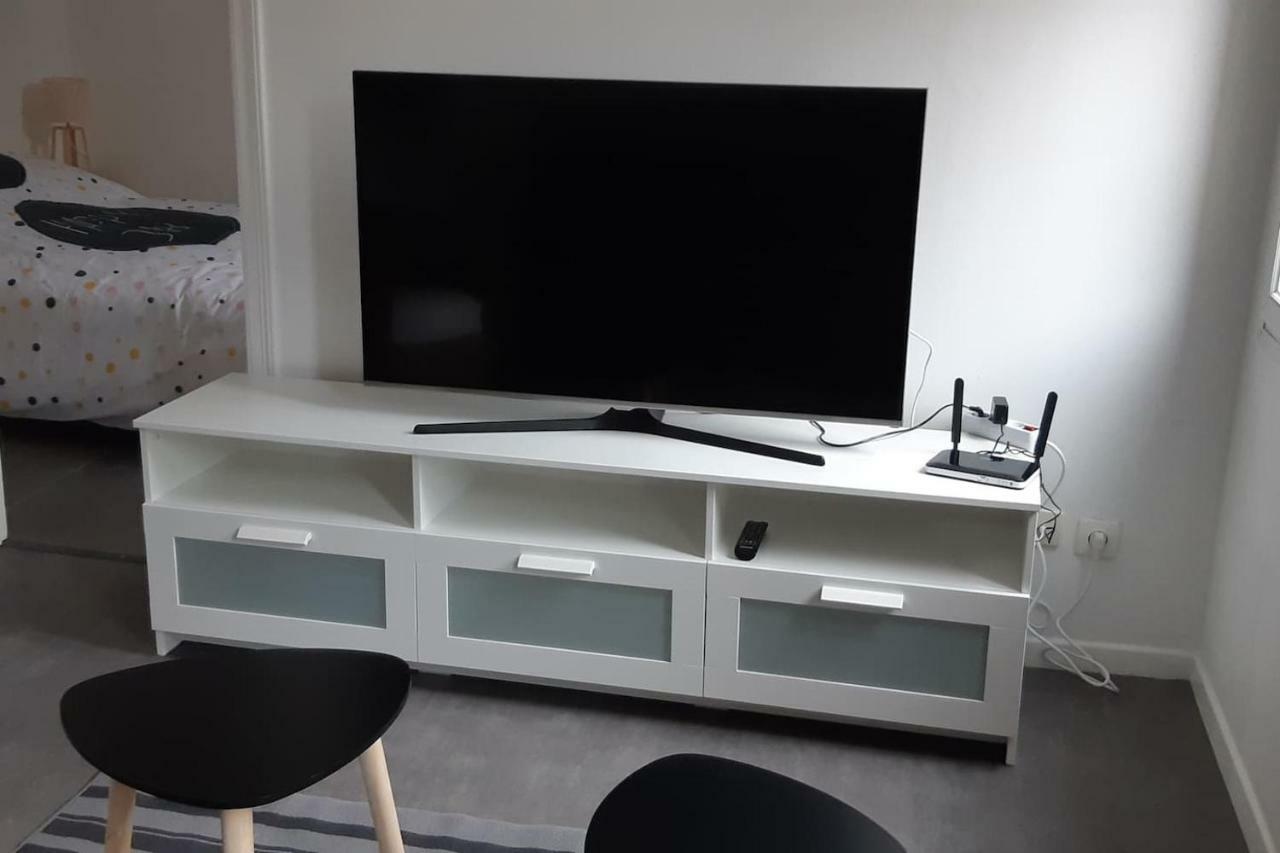Elbeuf Etage 1 Sweet Home Netflix Wifi エクステリア 写真